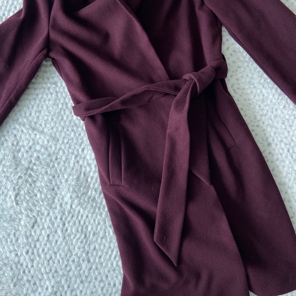 Zara Jacket - Picture 2 of 3